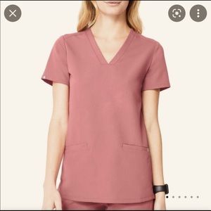 Figs mineral mauve casma three pocket scrub top XL